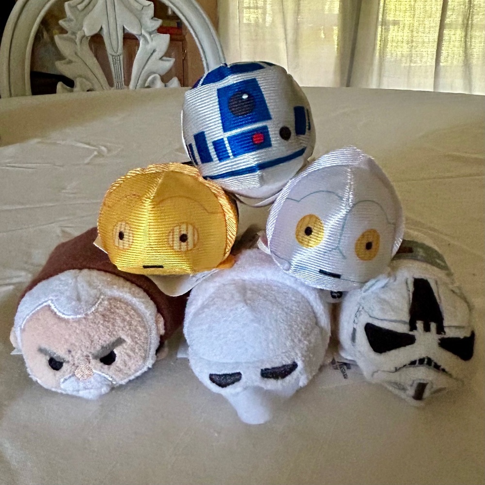 Star Wars Tsum Tsum Plush Stuffed Collector Set 6 pc Disney Droid Trooper RTD2